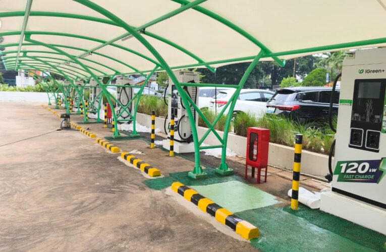 PLN Perkuat Ekosistem Kendaraan Listrik di Jantung Ibu Kota, Pasokan Listrik Andal Siap Dukung Operasional SPKLU iGreen+ Pos Bloc