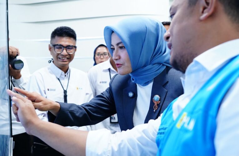 Staf Khusus Wapres RI Apresiasi Transformasi Layanan PLN Saat Kunjungi UP2D Jakarta dan Contact Center PLN 123