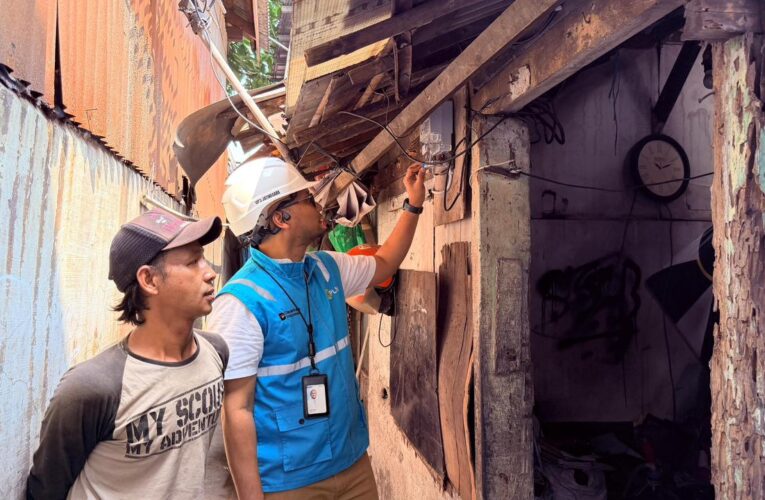 PLN Hadirkan Sambungan Listrik Gratis untuk 83 Keluarga Prasejahtera di Jakarta Raya