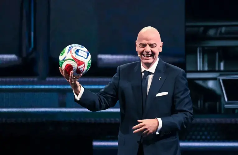 Gianni Infantino Minta Maaf di Dewan FIFA, Oposisi Tetap Menekan