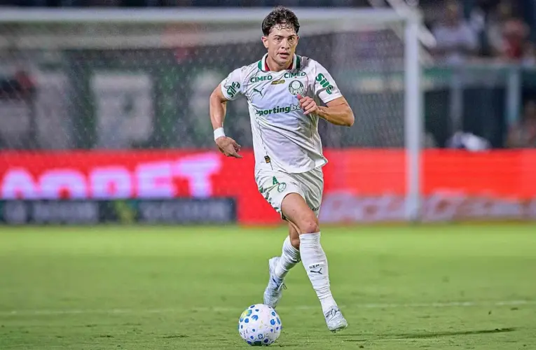 Moretto: Milan Pantau Bek Kanan Palmeiras Agustin Giay